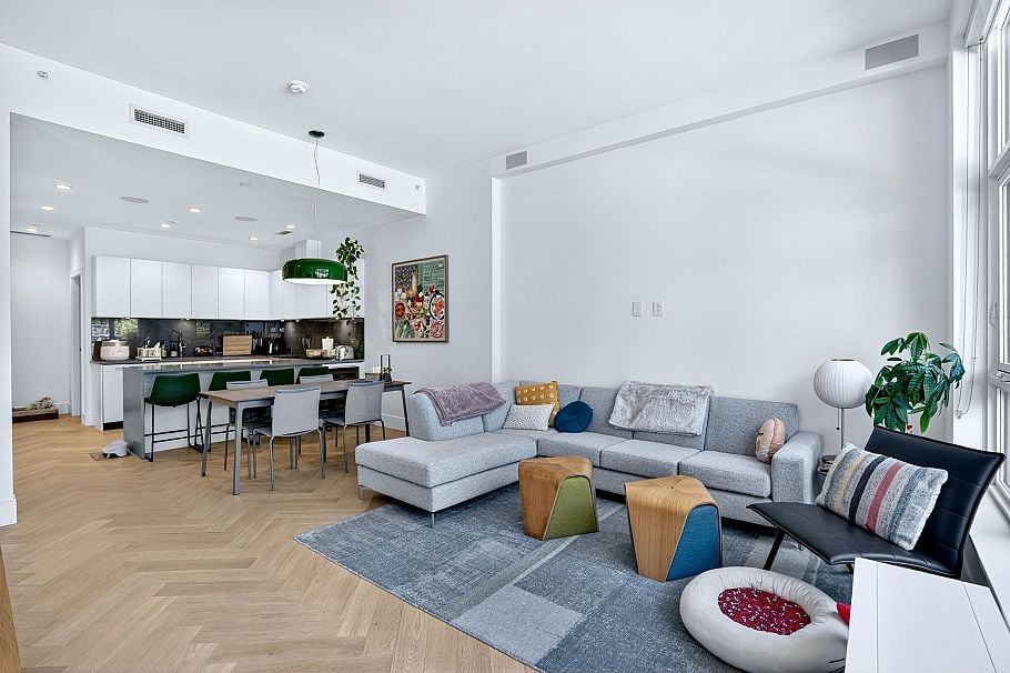 518 W 30th Avenue Vancouver, BC - 5