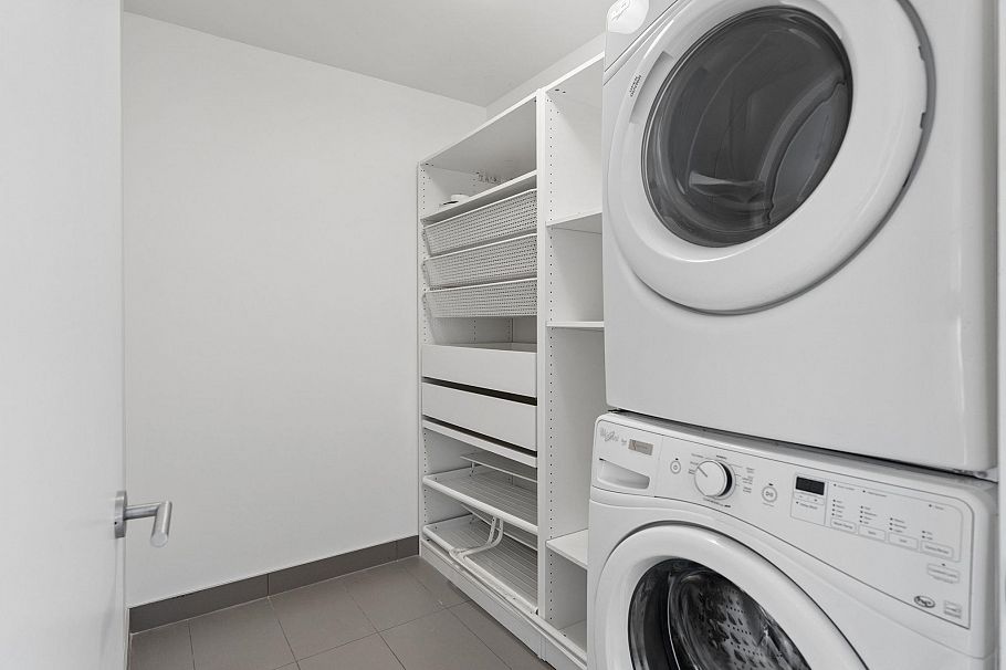206 3456 Commercial Street Vancouver, BC - 27