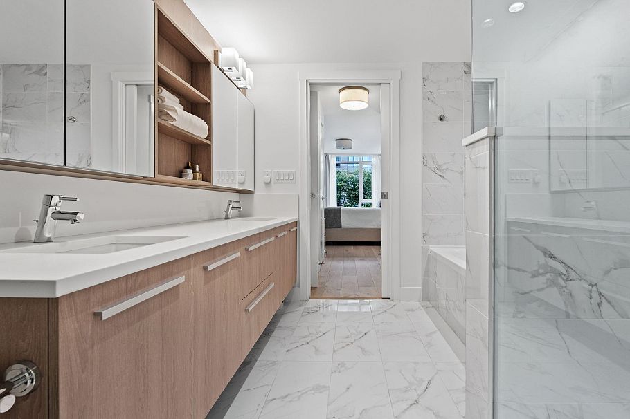 2781 Library Lane North Vancouver, BC - 22