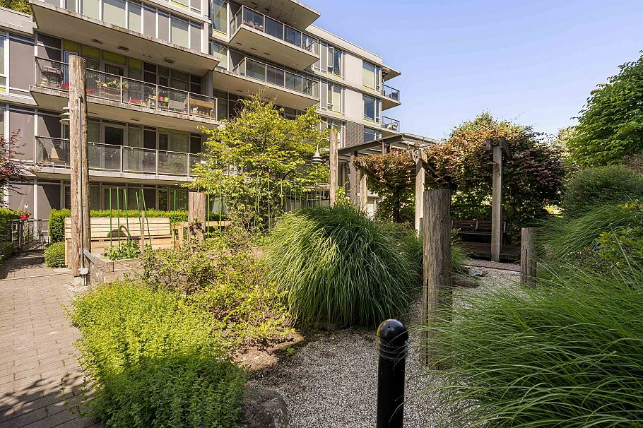 210 3168 Riverwalk Avenue Vancouver, BC - 40