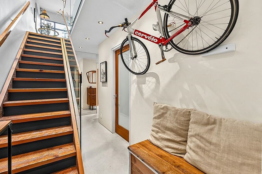 1557 E 20th Avenue Vancouver, BC - 36