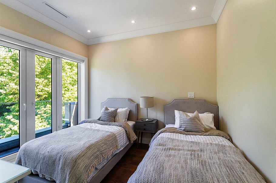 3708 W 35th Avenue Vancouver, BC - 17