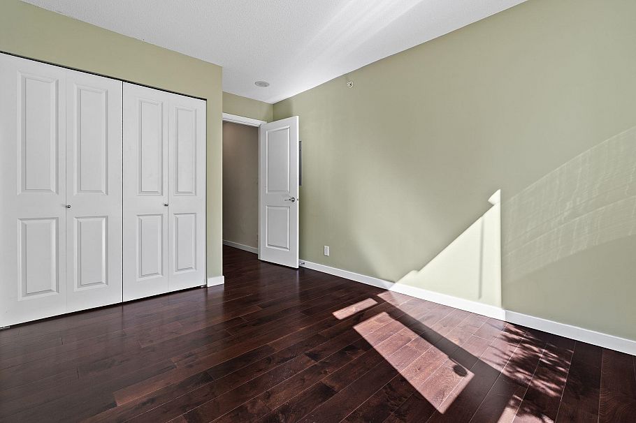 1648 W 7th Avenue Vancouver, BC - 21