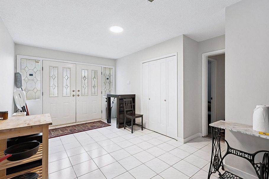 651 E 17th Avenue Vancouver, BC - 24