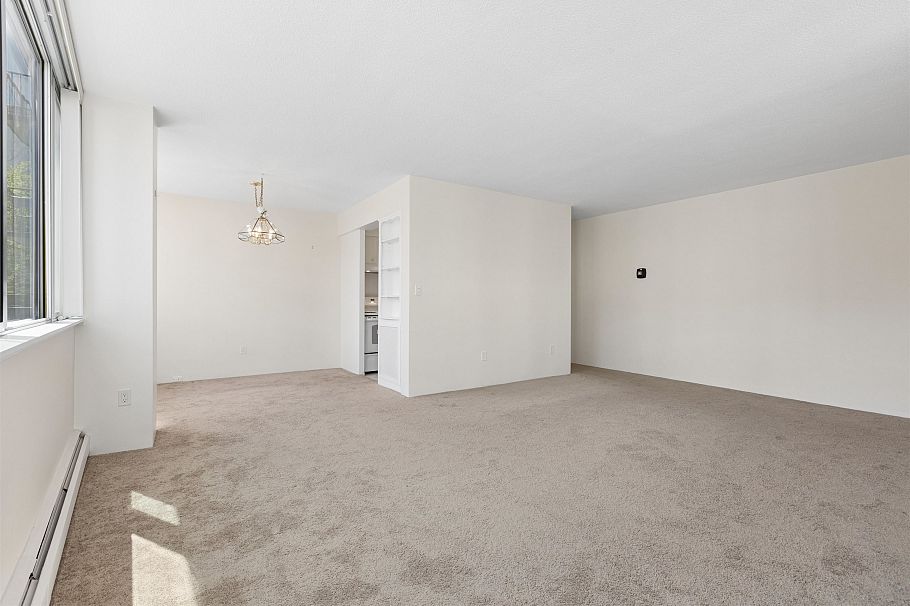 306 2055 Pendrell Street Vancouver, BC - 11
