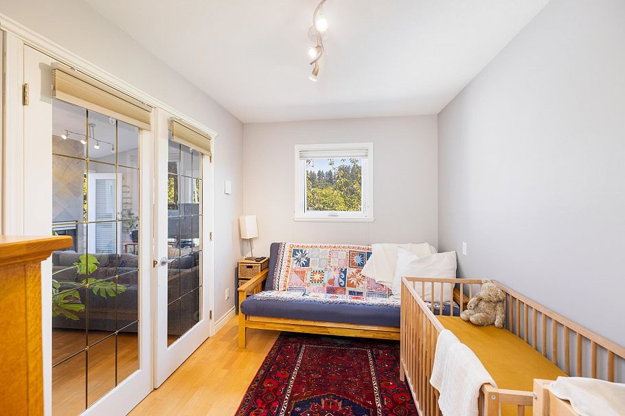 303 1528 Bowser Avenue North Vancouver, BC - 16