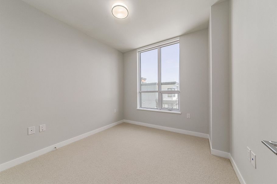 301 5380 Crooked Branch Road Vancouver, BC - 9
