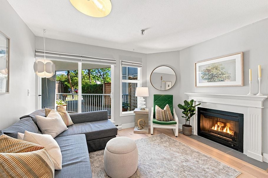 108 2020 W 8th Avenue Vancouver, BC - 1