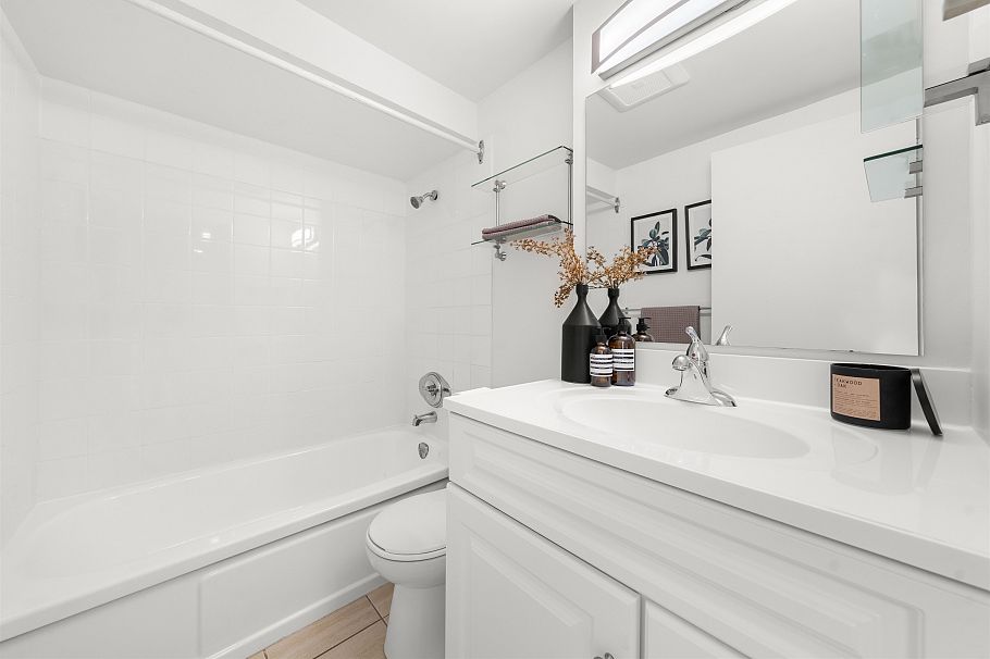 879 Westview Crescent North Vancouver, BC - 20