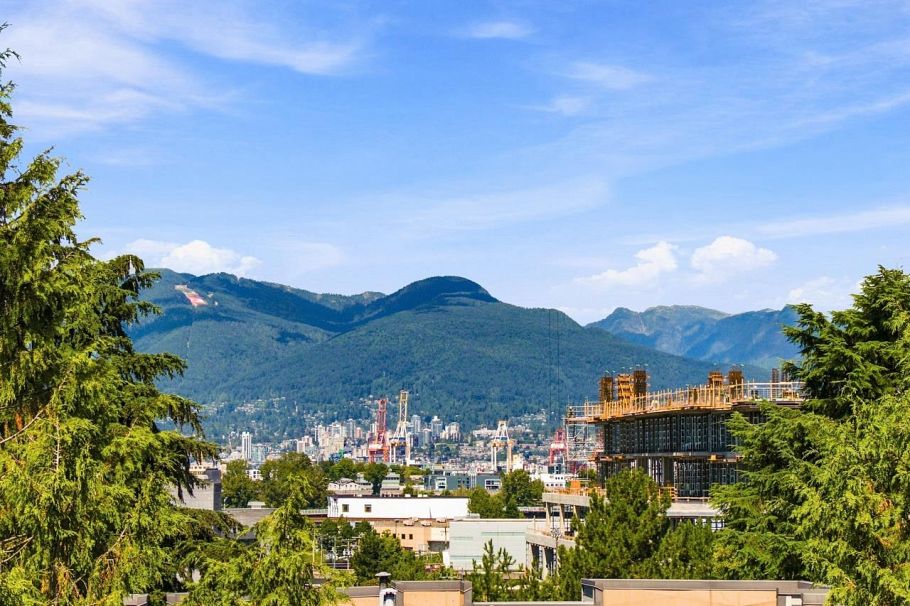 401 1099 E Broadway Vancouver, BC - 17