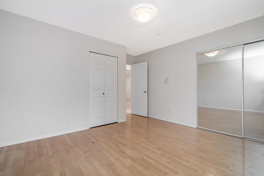 2304 Garden Drive Vancouver, BC - 32