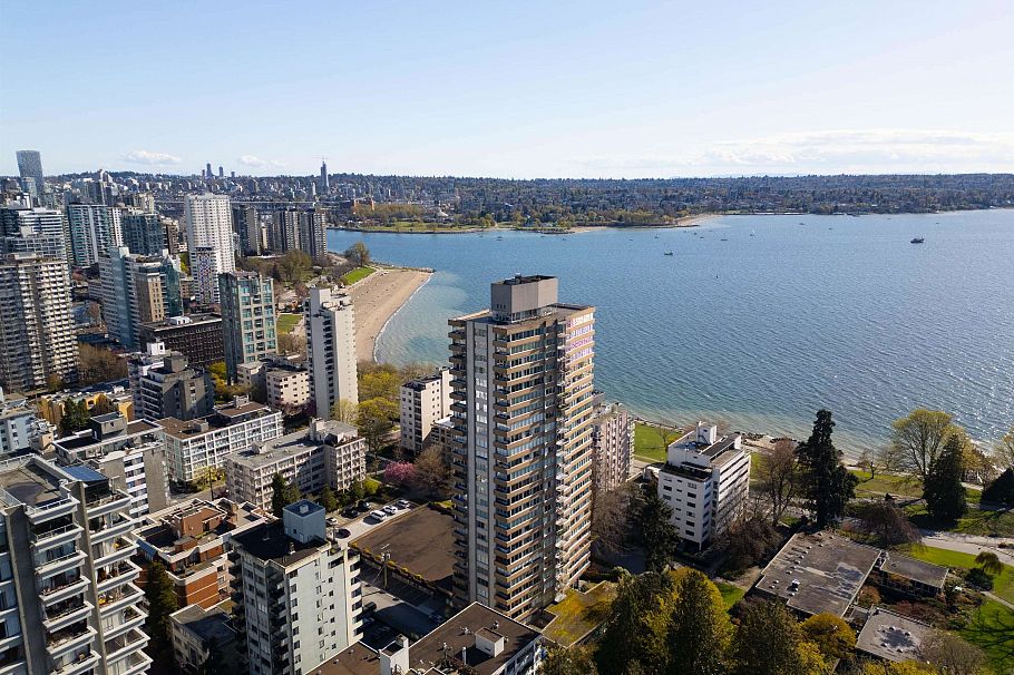 306 2055 Pendrell Street Vancouver, BC - 21