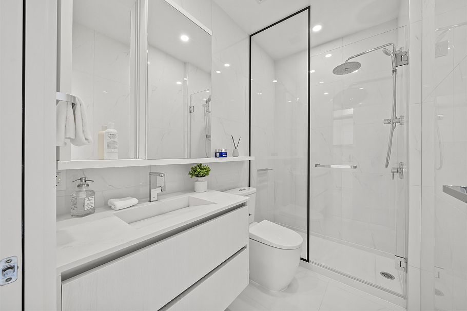 904 8415 Granville Street Vancouver, BC - 16