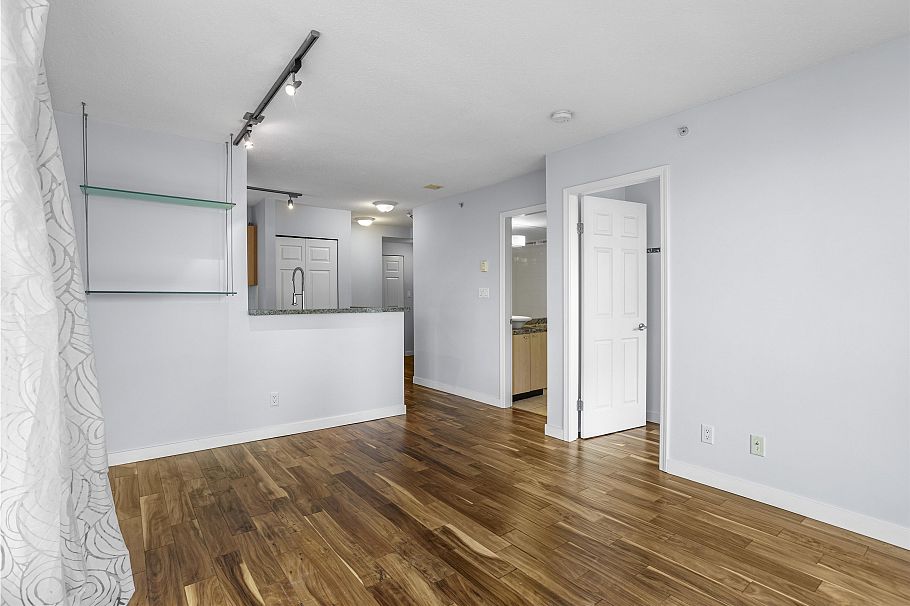 1506 1420 W Georgia Street Vancouver, BC - 12