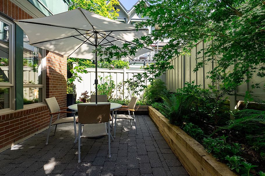 6230 Logan Lane Vancouver, BC - 25