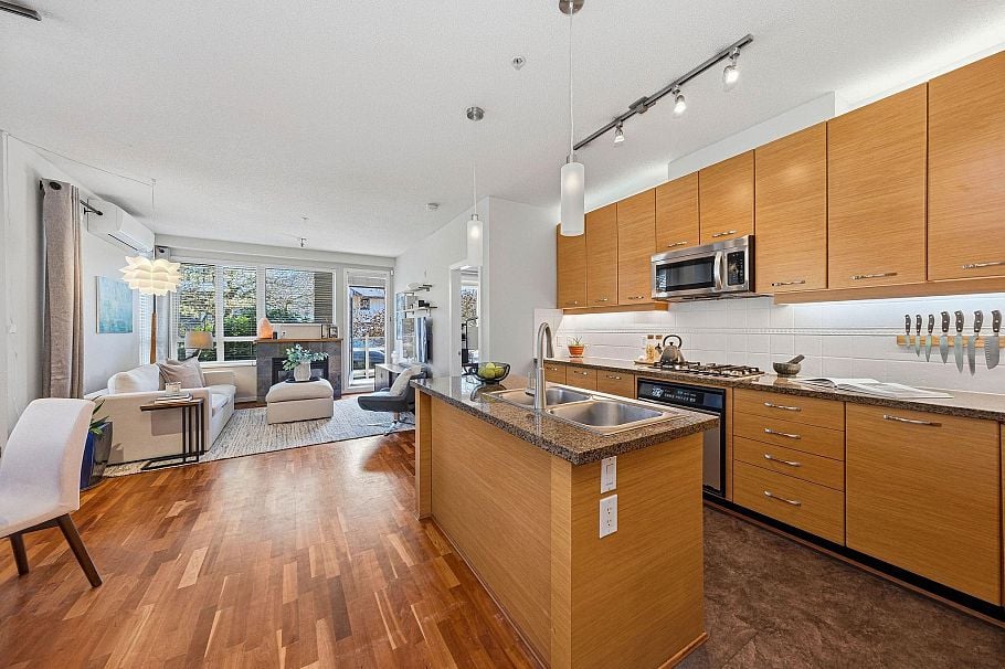 223 530 Raven Woods Drive North Vancouver, BC - 1