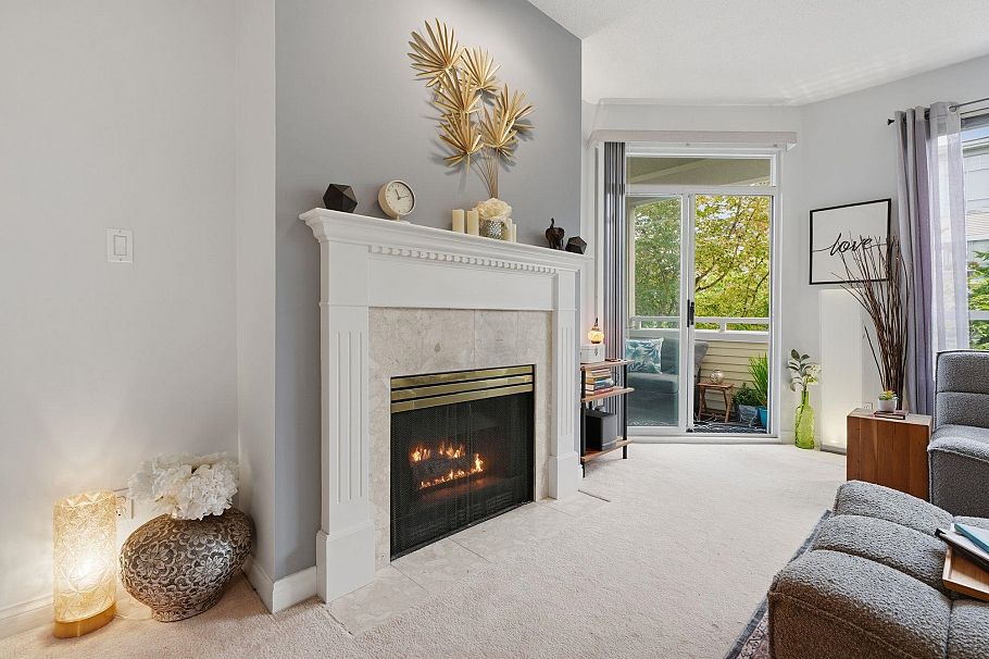 333 383 E 37th Avenue Vancouver, BC - 8