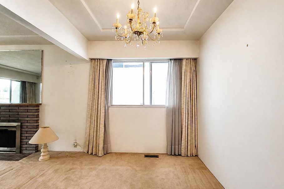 2748 E 6th Avenue Vancouver, BC - 12