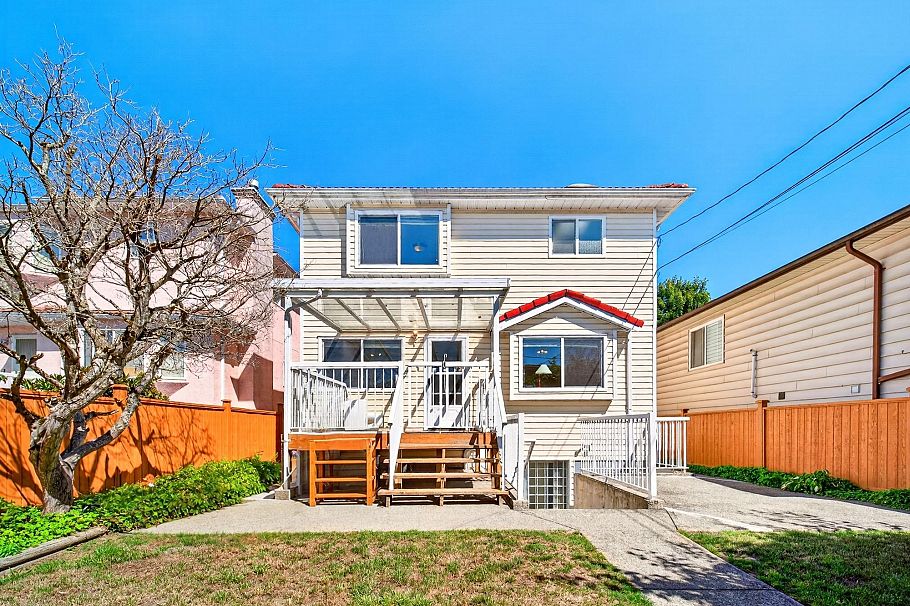 6673 Gladstone Street Vancouver, BC - 34
