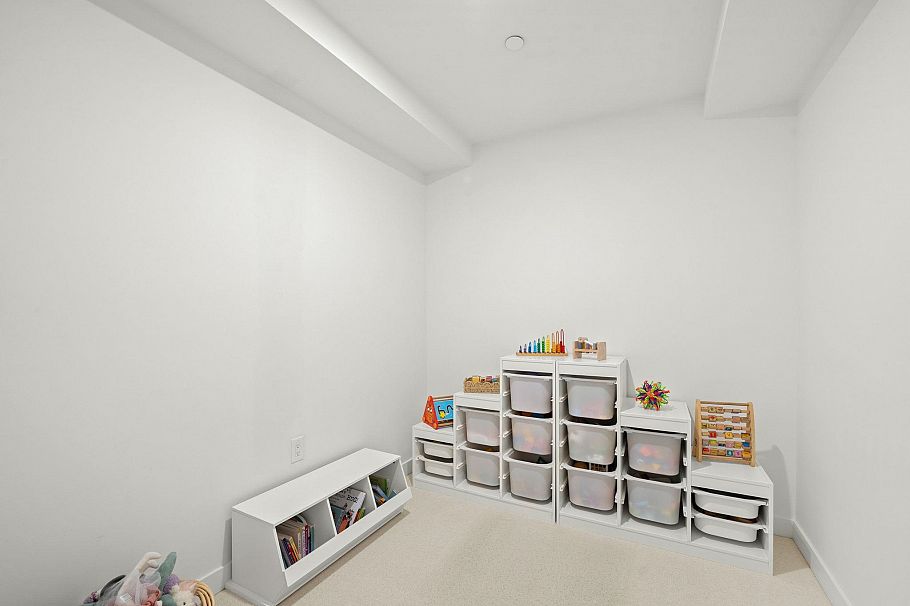 107 650 E 2nd Street North Vancouver, BC - 20