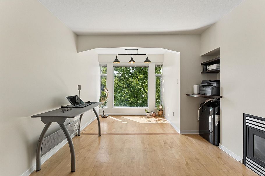 410 3727 W 10th Avenue Vancouver, BC - 10