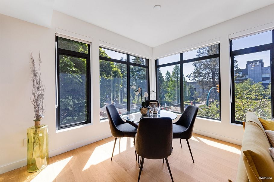 302 6485 Manitoba Street Vancouver, BC - 11