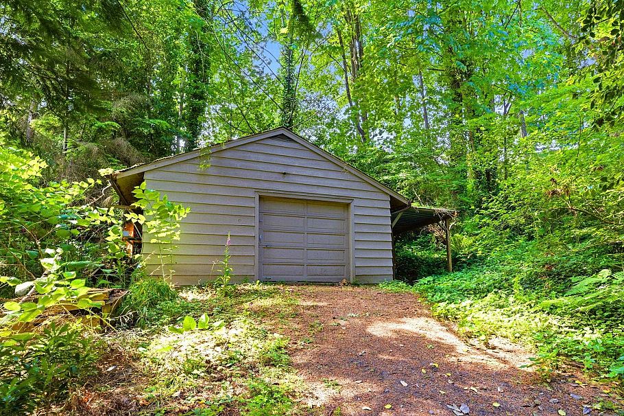 1463 Avonlynn Crescent North Vancouver, BC - 16