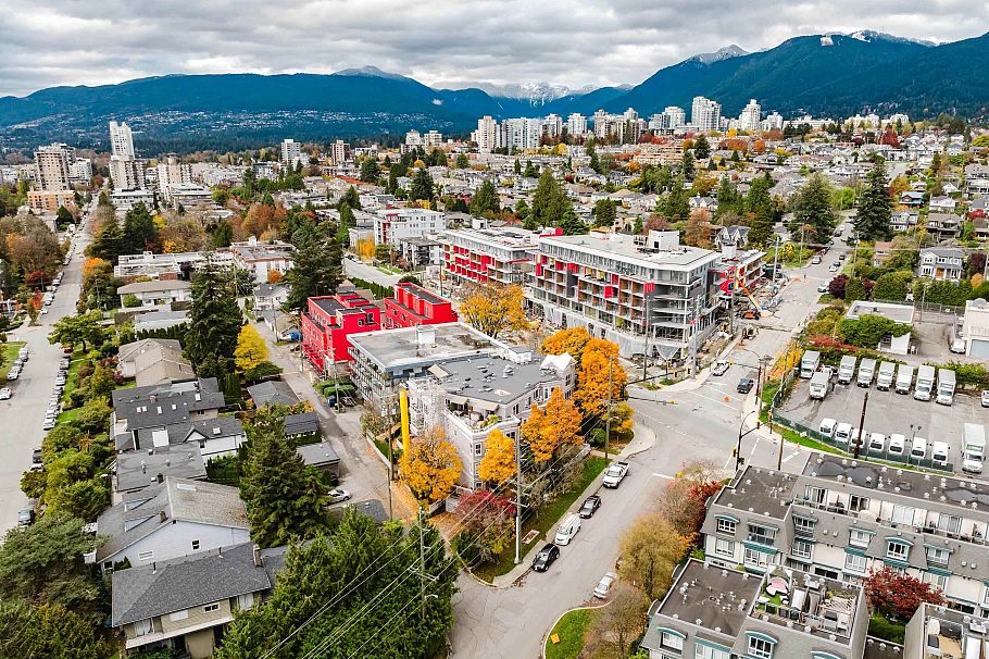 206 245 St. Davids Avenue North Vancouver, BC - 28