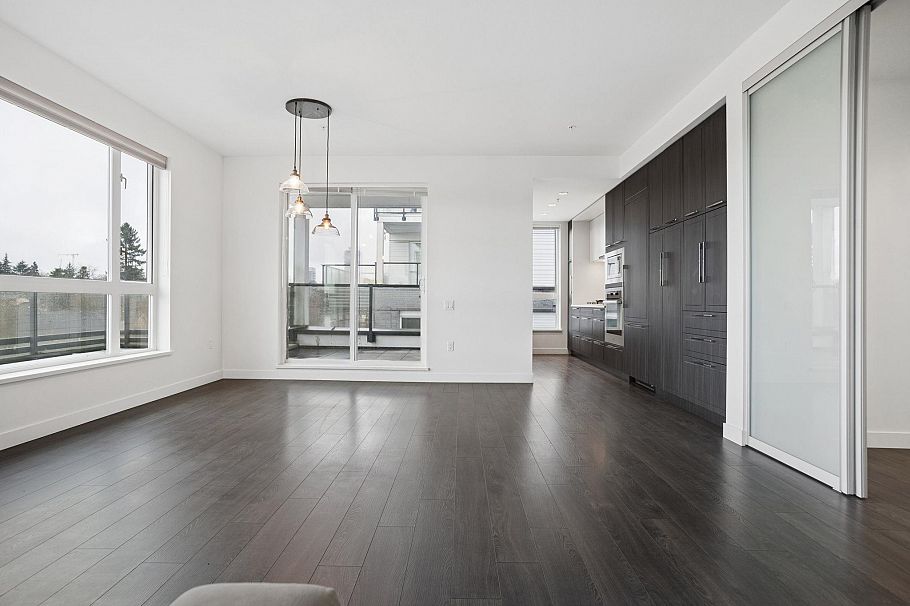 608 6677 Cambie Street Vancouver, BC - 3
