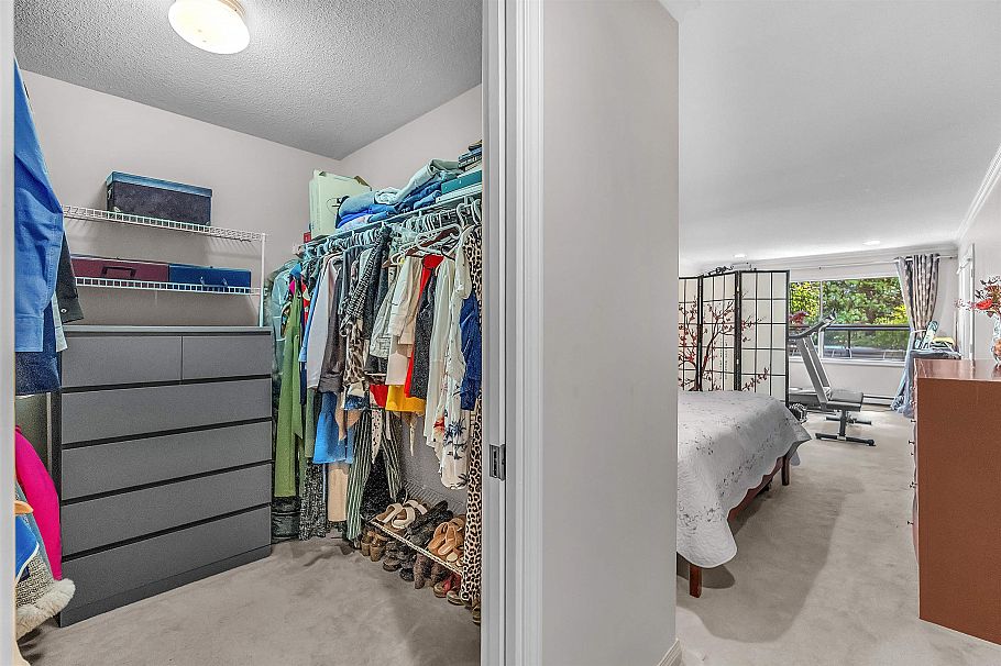 207 1500 Ostler Court North Vancouver, BC - 12