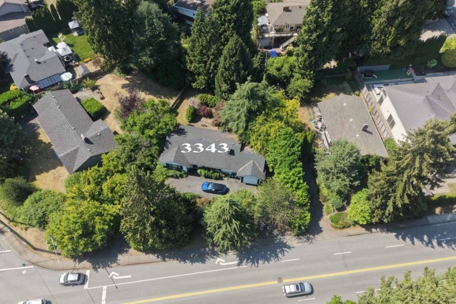 3343 Highland Boulevard North Vancouver, BC - 1