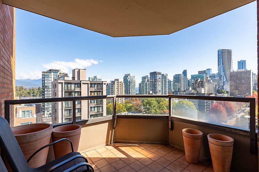 1001 1860 Robson Street Vancouver, BC - 19