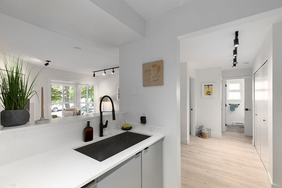 203 2272 Dundas Street Vancouver, BC - 9