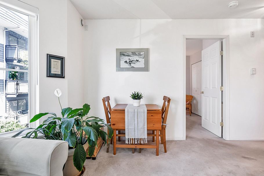 206 245 St. Davids Avenue North Vancouver, BC - 6
