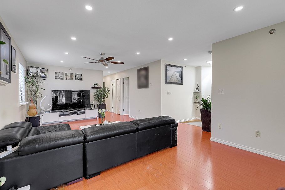 1457 E 18th Avenue Vancouver, BC - 9