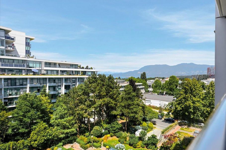 702 2201 Pine Street Vancouver, BC - 24
