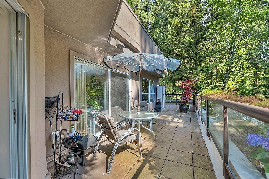 207 1500 Ostler Court North Vancouver, BC - 25