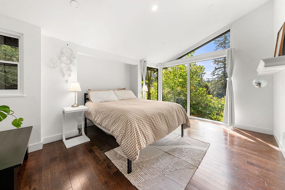 2086 Rivergrove Place North Vancouver, BC - 28