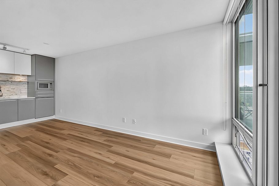 2206 8131 Nunavut Lane Vancouver, BC - 11