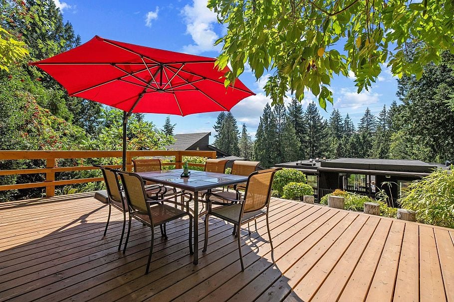 4066 Norwood Avenue North Vancouver, BC - 35