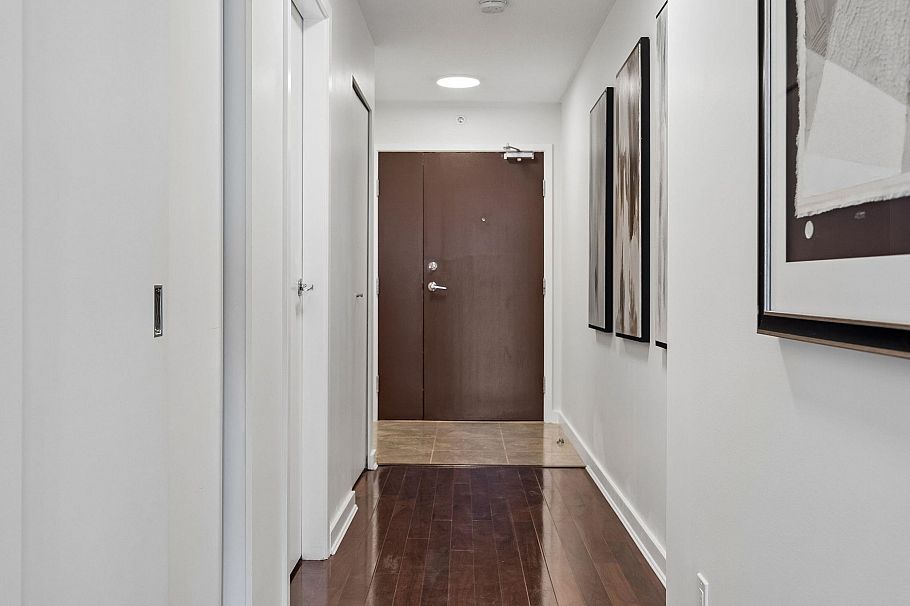 2106 918 Cooperage Way Vancouver, BC - 4