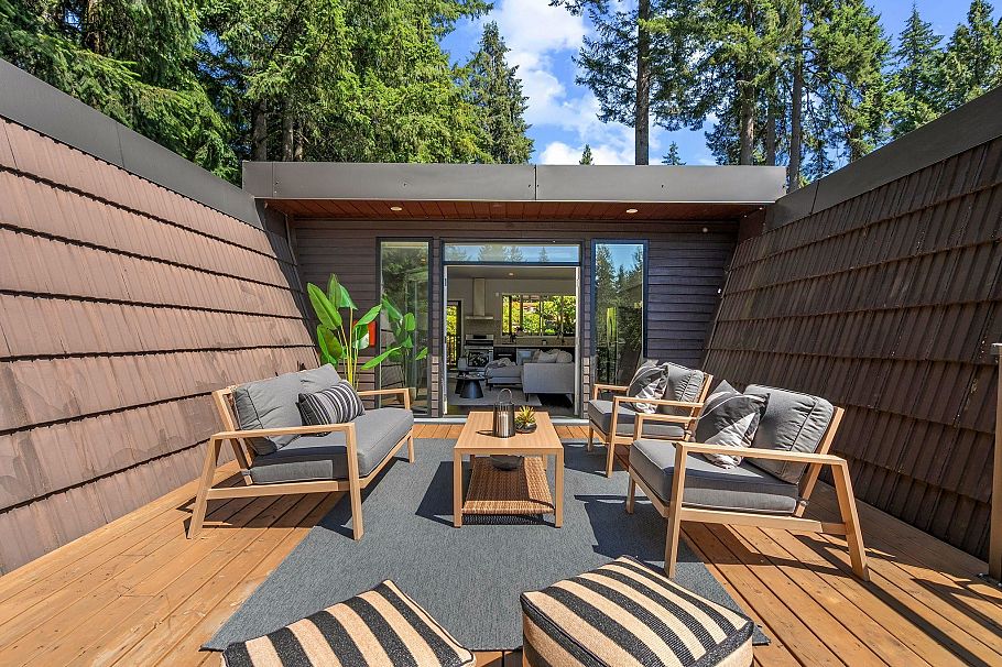 4066 Norwood Avenue North Vancouver, BC - 29