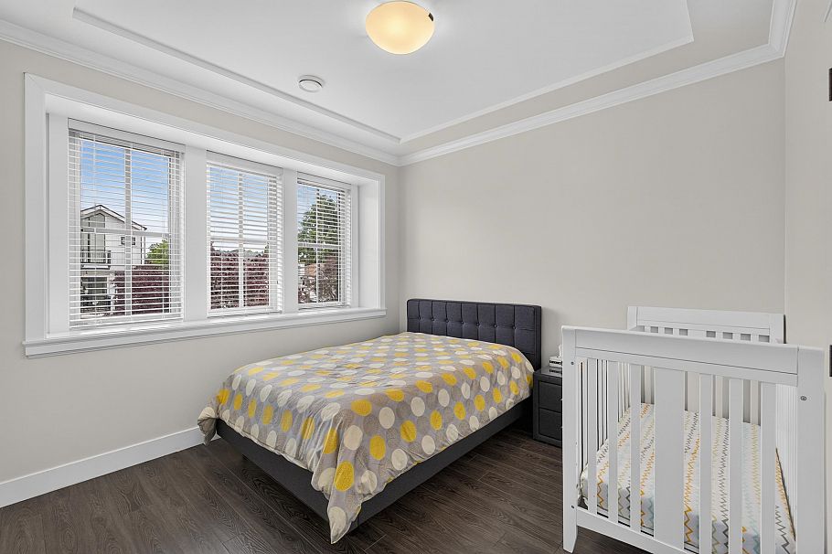 1010 E 55th Avenue Vancouver, BC - 26
