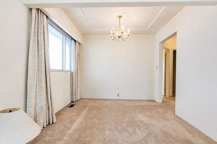 2748 E 6th Avenue Vancouver, BC - 11