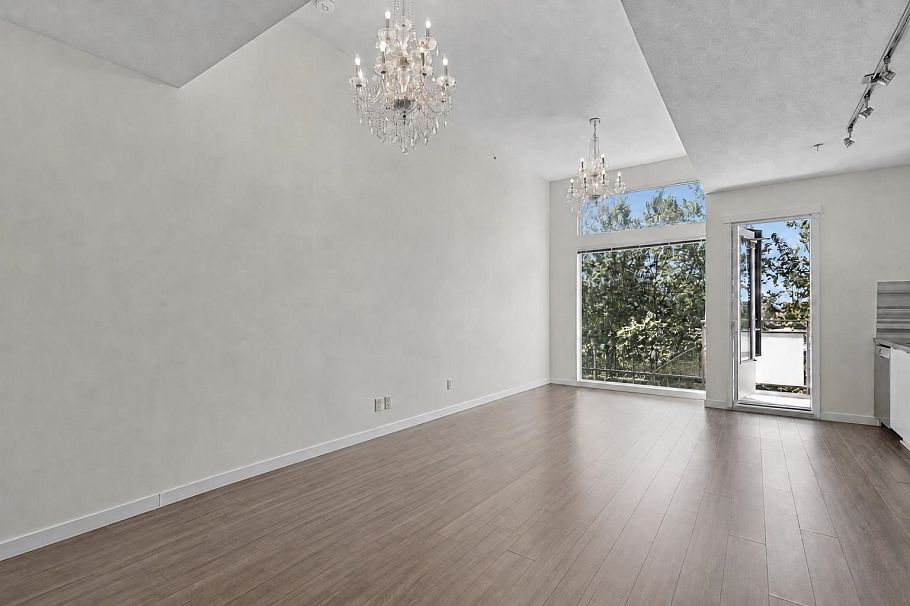 312 3138 Riverwalk Avenue Vancouver, BC - 4