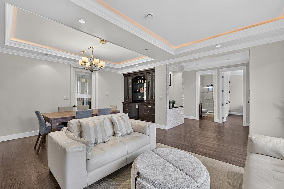 1010 E 55th Avenue Vancouver, BC - 6