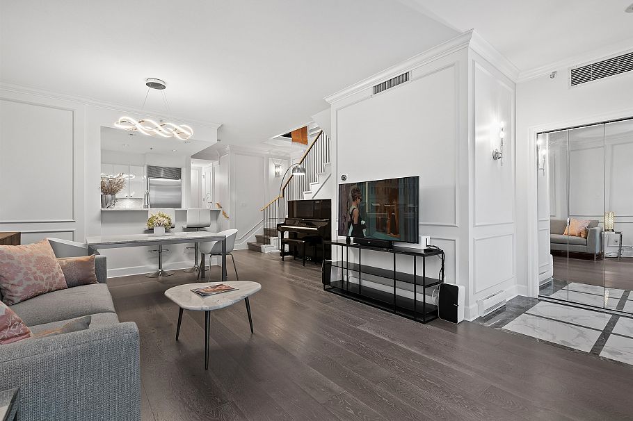 493 Broughton Street Vancouver, BC - 3