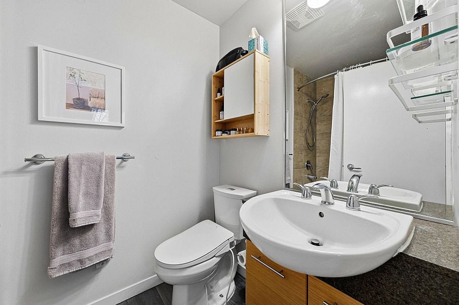 223 530 Raven Woods Drive North Vancouver, BC - 25