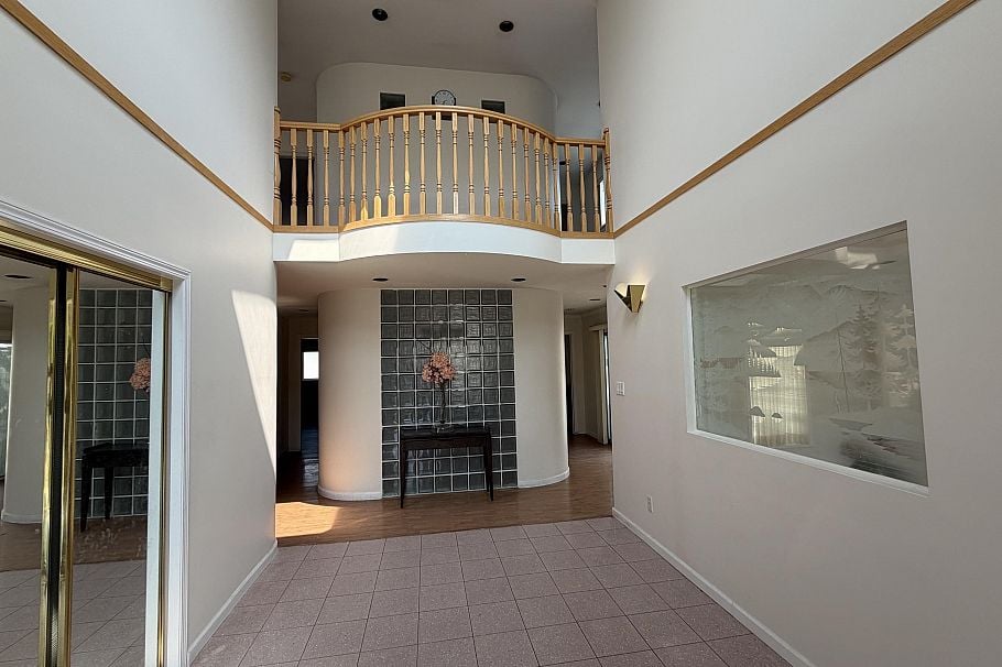1945 W 44th Avenue Vancouver, BC - 4