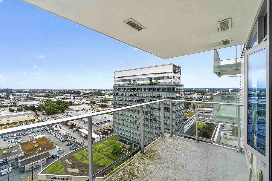 2206 8131 Nunavut Lane Vancouver, BC - 28